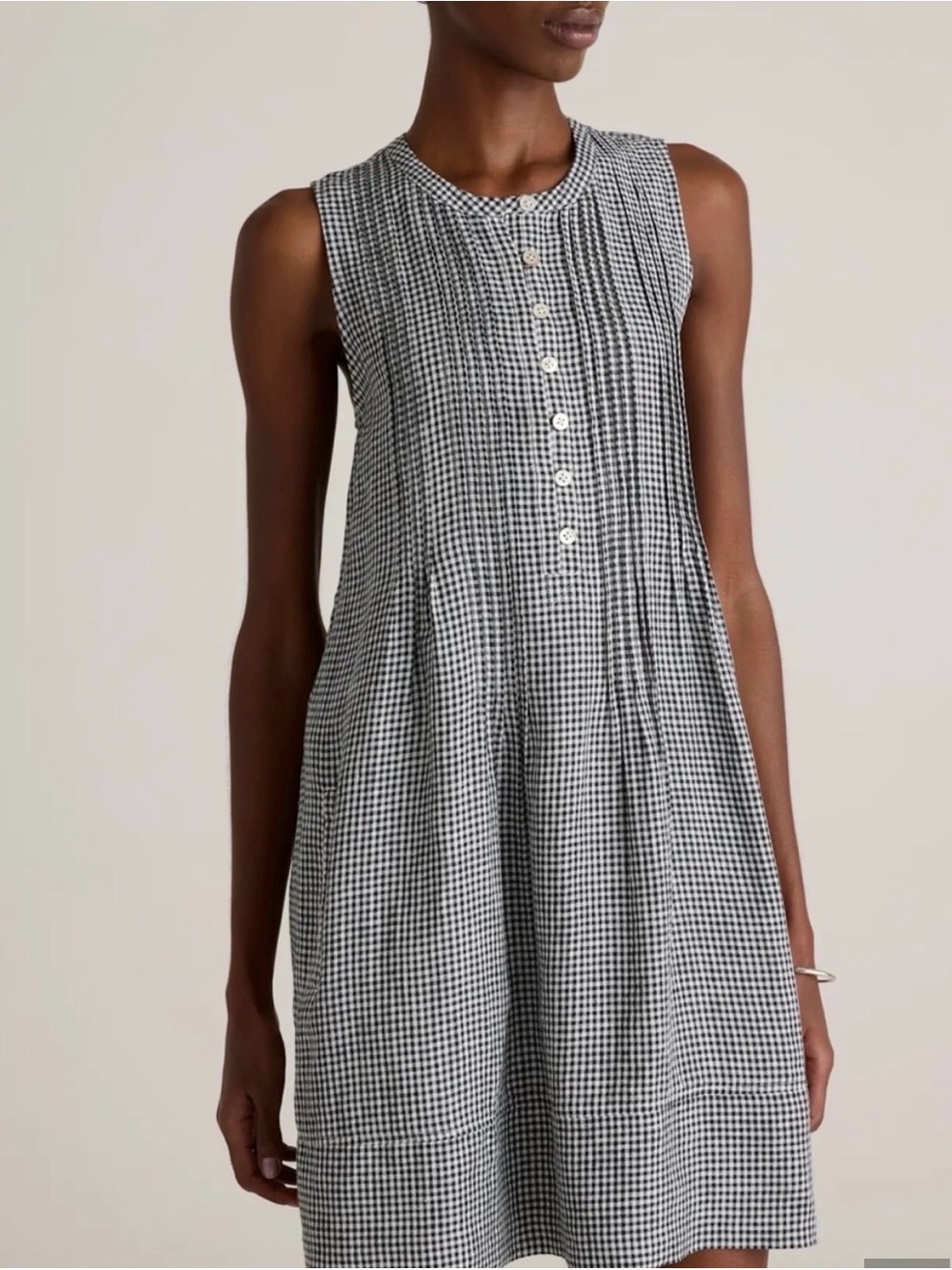 Quince Sleeveless Black and White Gingham Button-Front Dress shift dress